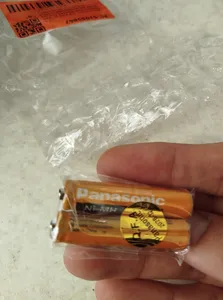 تجریه خرید باتری نیم قلمی قابل شارژ پاناسونیک مدل Panasonic HHR-65AAABU 1.2V NI-MH AAA Rechargeable Cordless Phone Battery بسته دو عددی