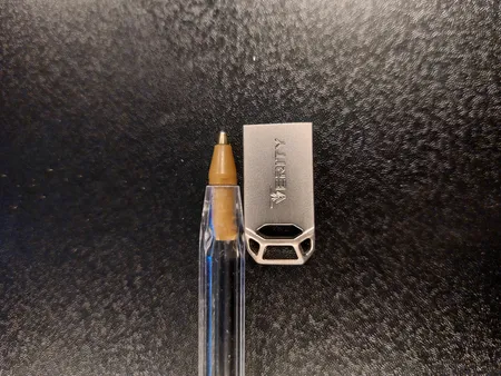 فلش مموری وریتی مدل V-819 ظرفیت 32 گیگابایت با رابط USB