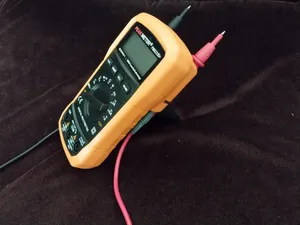 تجریه خرید مولتی متر دیجیتال پیک متر مدل +PM8233D