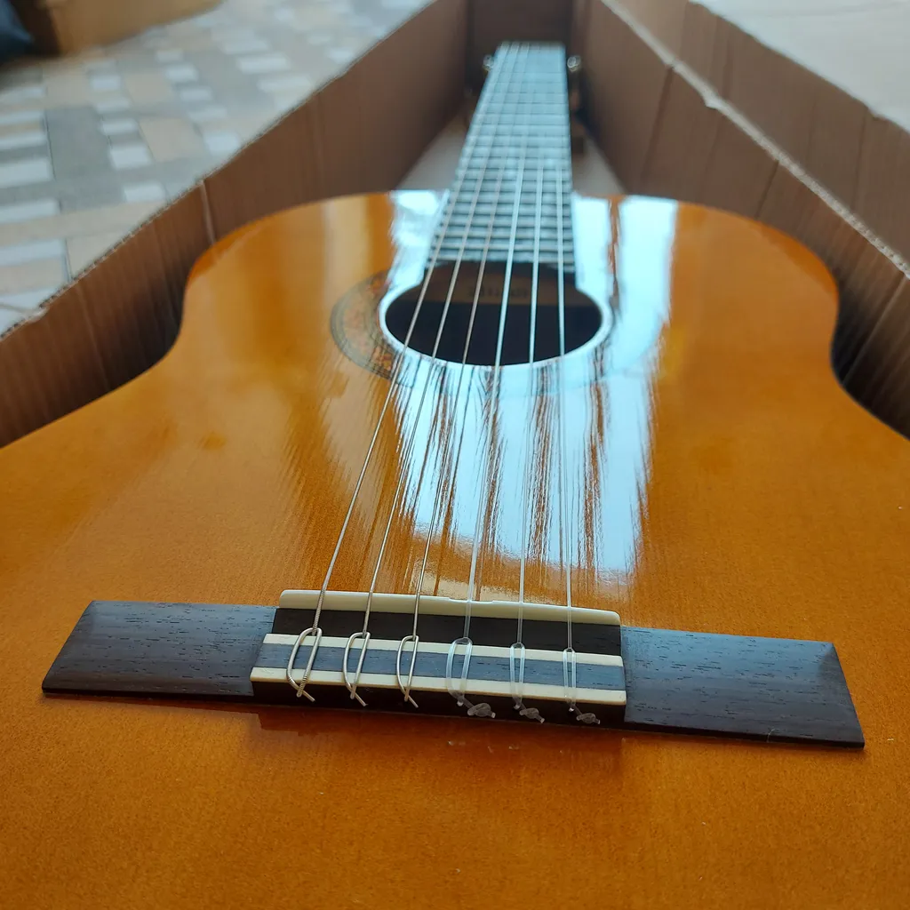 گیتار کلاسیک یاماها مدل C40