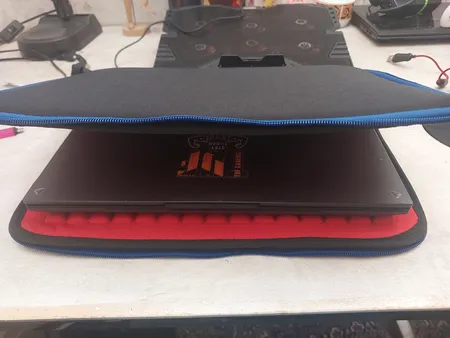 کاور لپ تاپ جی بگ مدل G200 مناسب برای لپ تاپ 15.6 اینچی