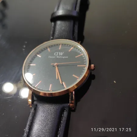 ساعت مچی عقربه ای زنانه و مردانه مدل W 2642 - ME-RZ