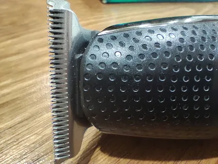 ست ماشین اصلاح موی صورت و بدن وی جی آر مدل V-099