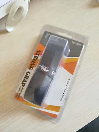 گریپ بدمینتون مدل pu_221