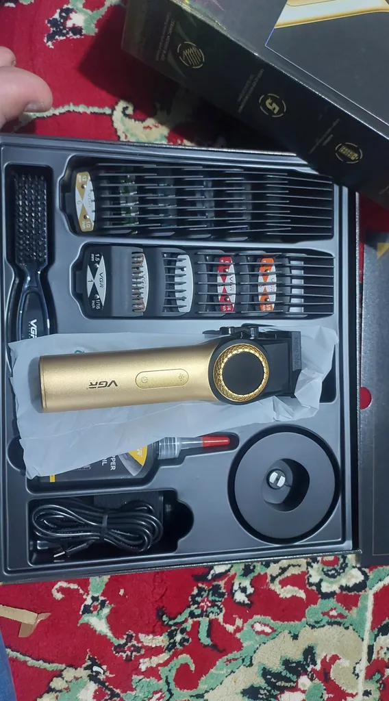 ماشین اصلاح موی سر وی جی ار مدل V-001