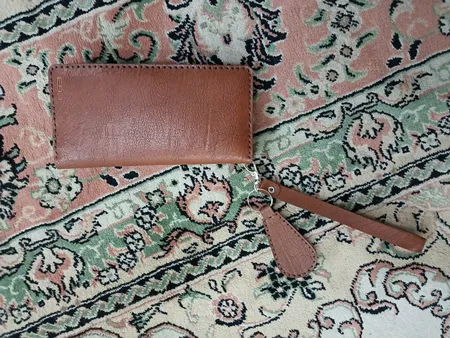 کیف پول مدل چند کاره