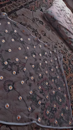 روسری زنانه مدل مینی اسکارف بابونه