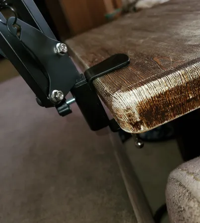 پایه نگهدارنده گوشی موبایل و تبلت مدل NB-550