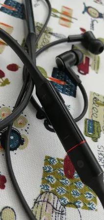 هدفون بی سیم هوآوی مدل FreeLace