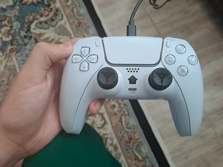 دسته بازی پلی استیشن 4 مدل T28