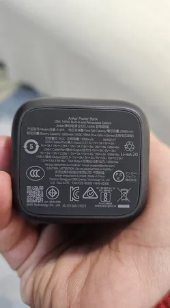 پاوربانک 100 وات انکر مدل A1695 ظرفیت 25000 میلی آمپر ساعت به همراه دو کابل USB-C