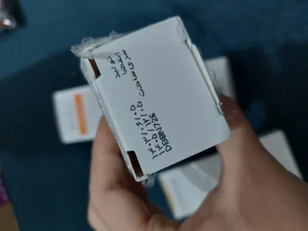 کرم پودر BB درماتیپیک دارای spf 20 رنگ بژ طبیعی حجم 30 میلی لیتر