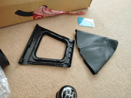 سردنده مدل Pug-04 مناسب برای پژو 405 به همراه قاب