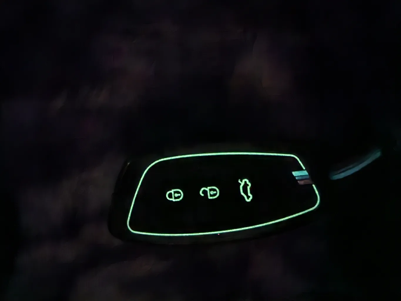 کاور ریموت و سوئیچ خودرو ام آر جی مدل 457 طرح فلزی مناسب برای شاهین