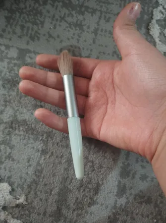 برس آرایشی مدل نئونی کد a-700 مجموعه 8 عددی