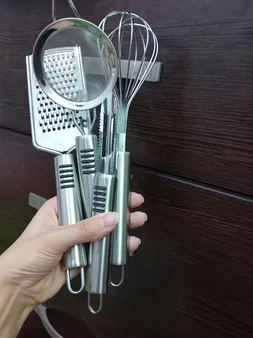 سرویس 8 پارچه ابزار آشپزخانه وی تارا مدل VIT01