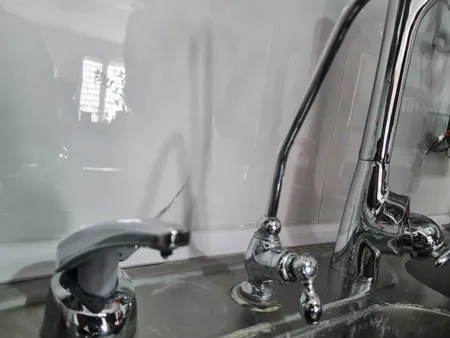 پمپ مایع ظرفشویی ایمن آب مدل HI SINK