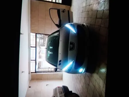 لامپ هدلایت خودرو مدل D9h11 بسته 2 عددی