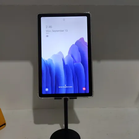 پایه نگهدارنده گوشی موبایل یسیدو مدل C70