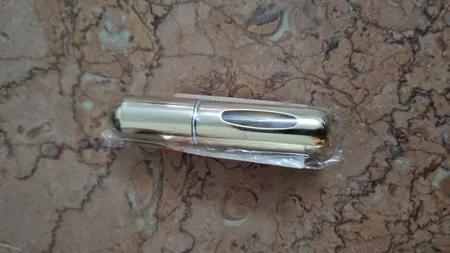 محفظه نگهداری عطر مدل Easy-Refill