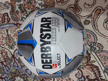 توپ فوتبال مدل بوندسلیگا دوخت ماشینی کد 2023