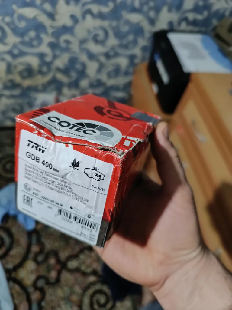 لنت ترمز جلو تی آر دبلیو مدل GDB400 مناسب برای رنو ال90