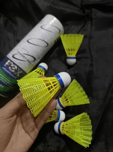 تجریه خرید توپ بدمینتون فاکس مدل Target 880 بسته 6 عددی