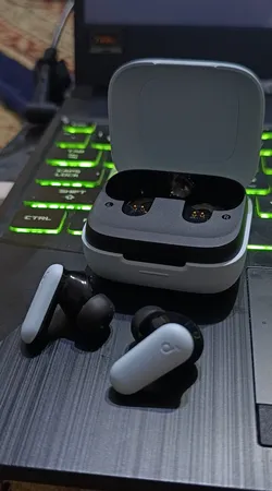 هدفون بلوتوثی انکر مدل Soundcore P30i