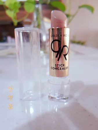 کانسیلر گلدن رز شماره 02