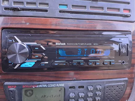 پخش کننده خودرو استیلاک مدل 8255