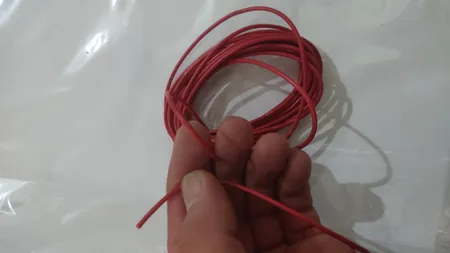 سیم برق افشان 1 در 0.5 کد R105