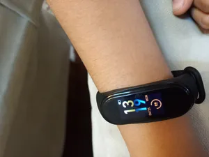 تجریه خرید مچ بند هوشمند مدل M4