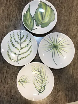 بشقاب سرامیکی مدل برگ کد BM8 مجموعه 4 عددی