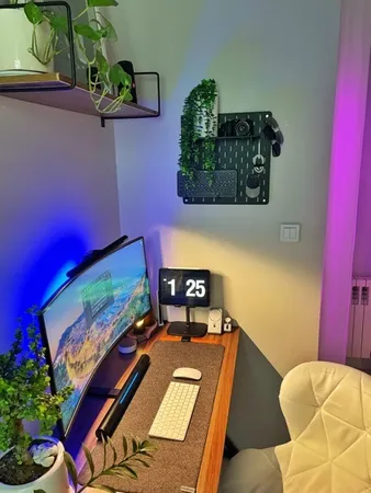 شلف دیواری مدل پگ بورد