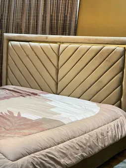 تخت خواب دو نفره مدل تیام سایز 180x200 سانتی متر