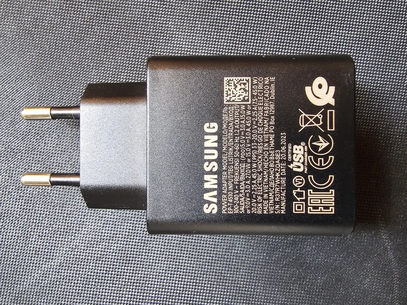 شارژر دیواری 45 وات سامسونگ مدل EP-T4510 به همراه کابل تبدیل USB-C