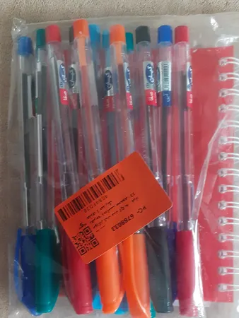 خودکار کیان مدل Q7 به همراه دفترچه یادداشت مجموعه 13 عددی