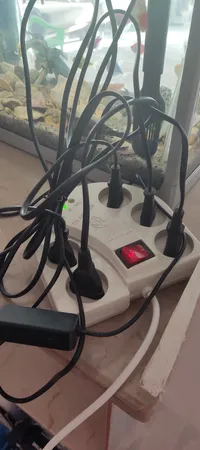 محافظ ولتاژ برق تک نور مدل TN-5P-3M