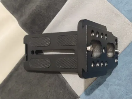 ال براکت دوربین کومن مدل LBM120