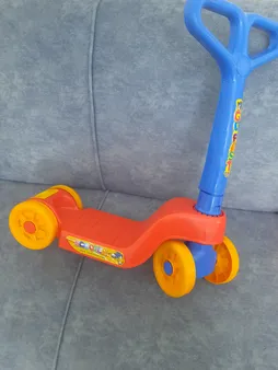 اسکوتر زرین تویز مدل Go Fast