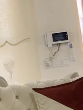 تجریه خرید محافظ و باران گیر آیفون تصویری آلدو مدل 02