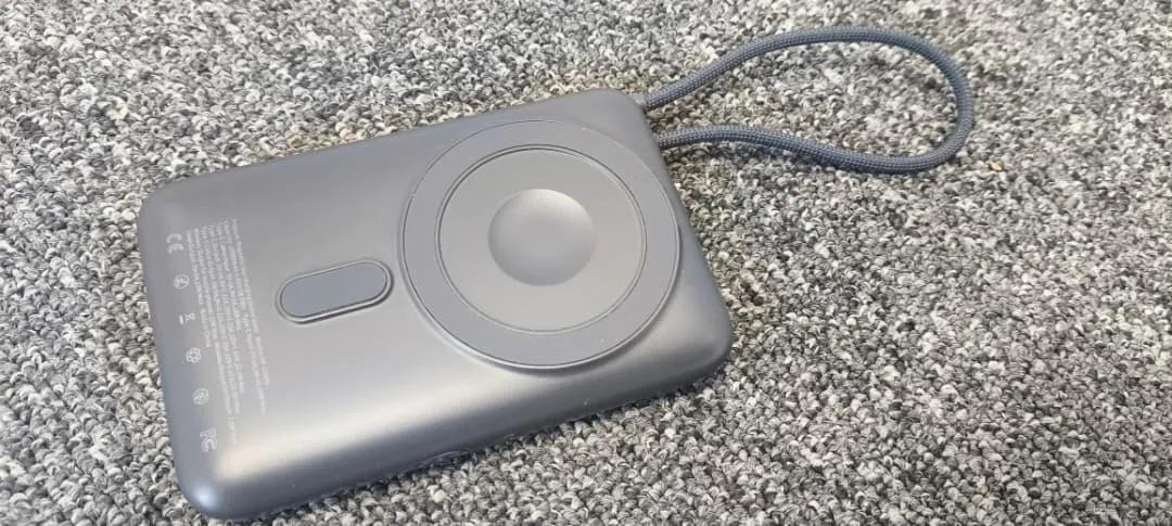 پاوربانک هیسکا مدل HP-133PD با ظرفیت 10000 میلی آمپر ساعت