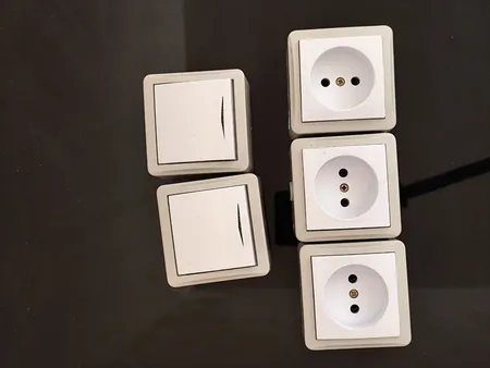 پریز روکار پارت الکتریک مدل 001