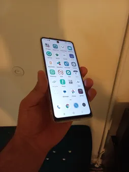 گوشی موبایل تی سی ال مدل 40 NxtPaper دو سیم کارت ظرفیت 256 گیگابایت و رم 8 گیگابایت