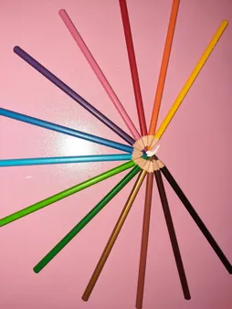 مداد رنگی 12 + 1 رنگ آریا کد 3016-Ruins