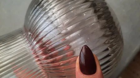 گلدان دکوری مدل شیشه ای دنیز