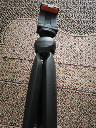 سه پایه نگهدارنده گوشی موبایل یونیمات مدل D909