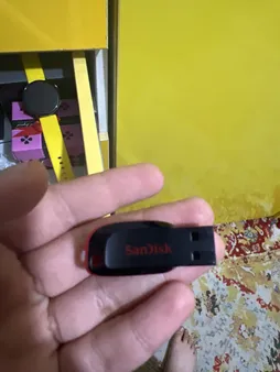 فلش مموری سن دیسک مدل Cruzer Blade CZ50 ظرفیت 32 گیگابایت با رابط USB 2.0