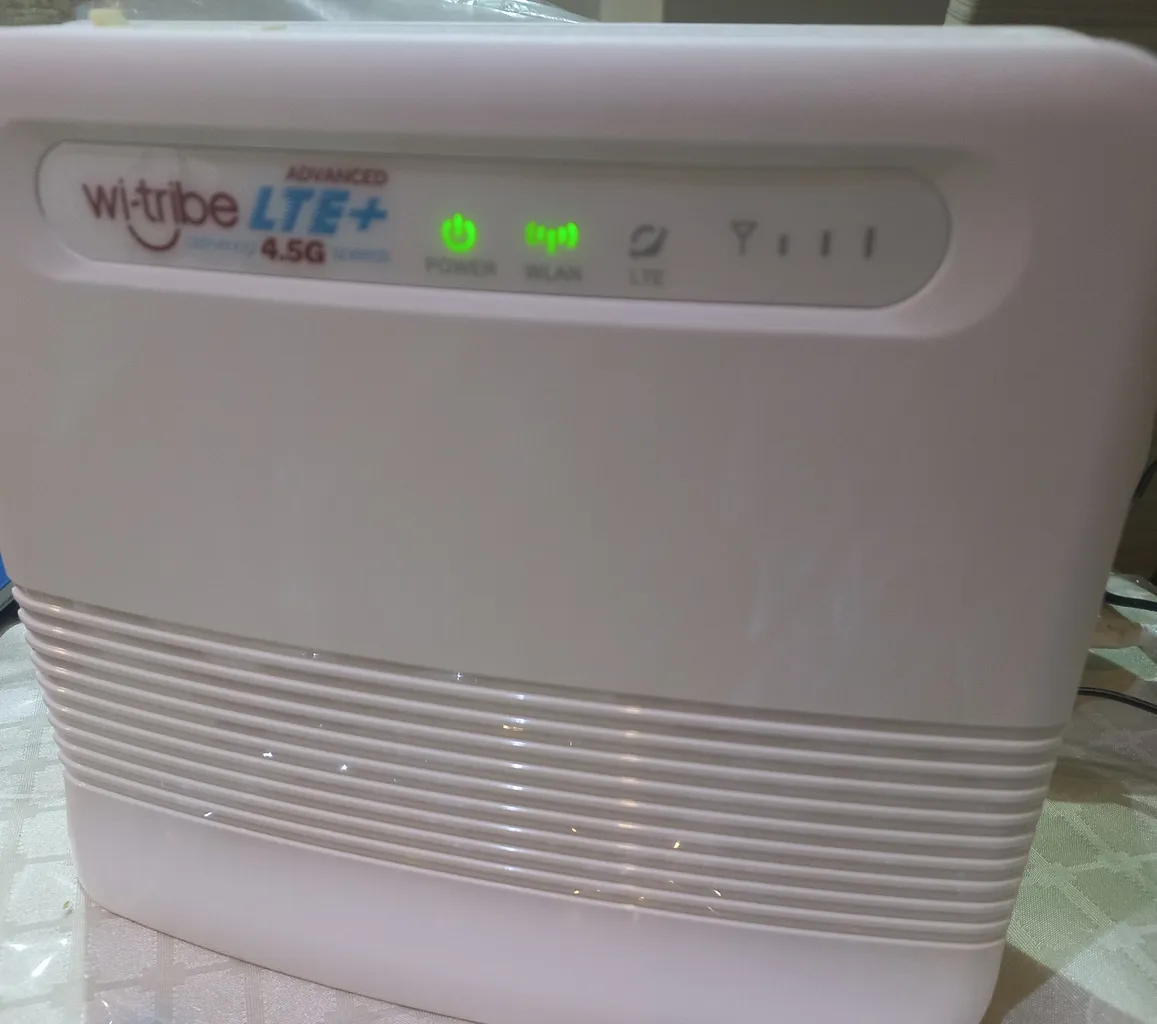 مودم 4G/TD-LTE وای ترایب مدل EG2030C-M2-W