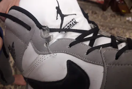 کفش مخصوص دویدن مدل Air Jordan 1 Mid Light Smoke